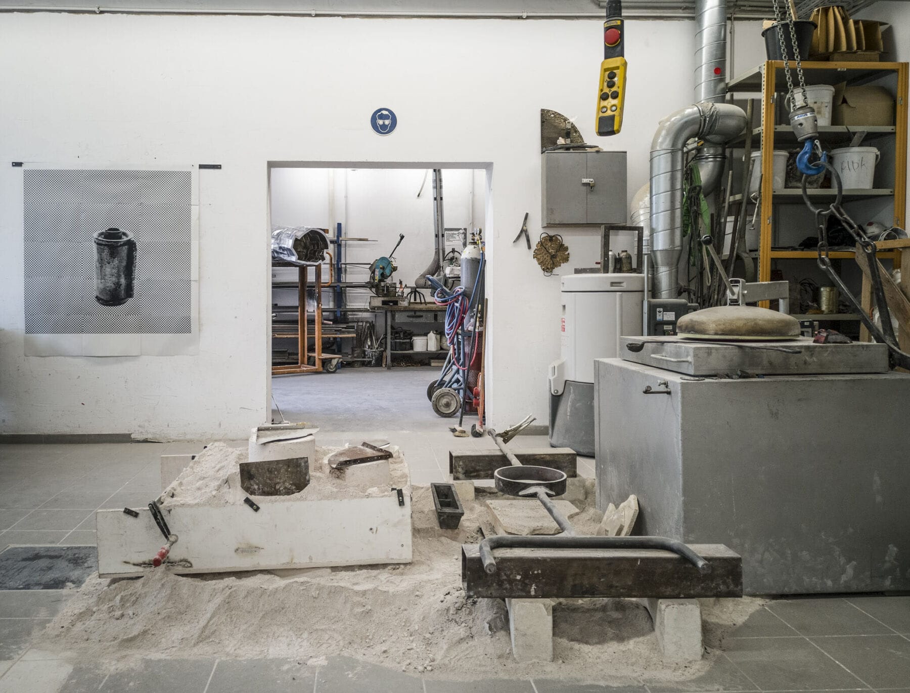 Silvercatcher::reproduction (2019)